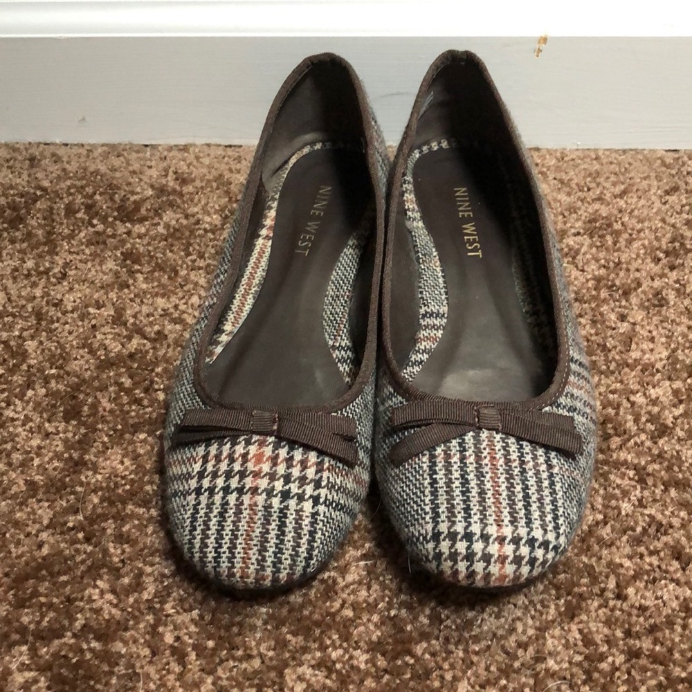 Nine West flats